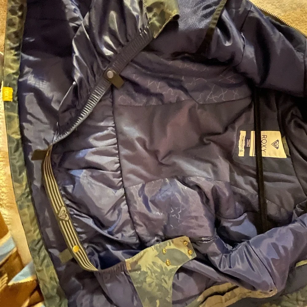 Snow jacket - Picture 12 of 14